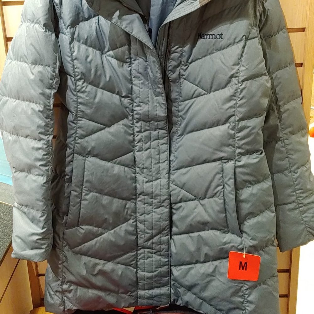 Marmot Women Varma Long Quilted Hooded Down Jacket - Picture 8 of 9